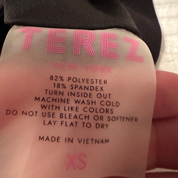 Terez Racerback Sports Bra - NWOT - Size XS - Picture 5 of 6